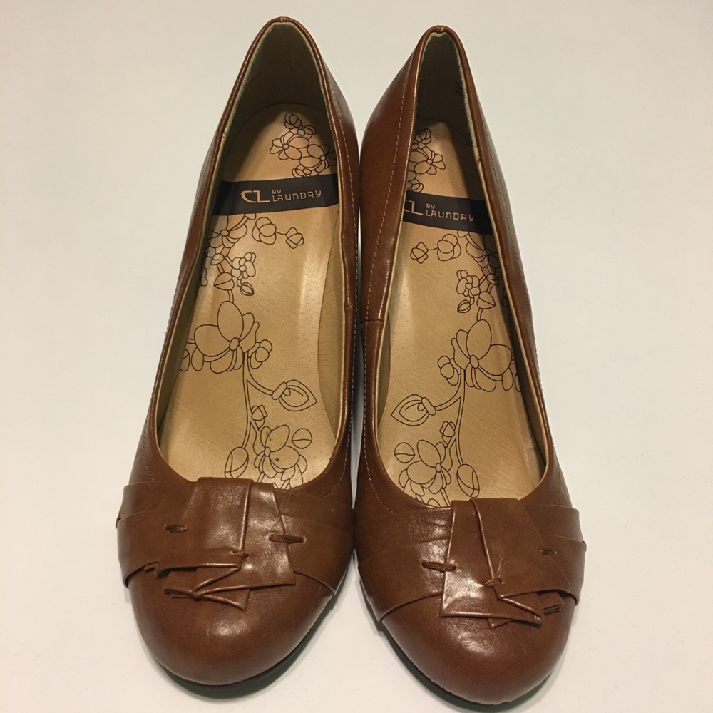 3 Inch Brown Round Toe Wedges